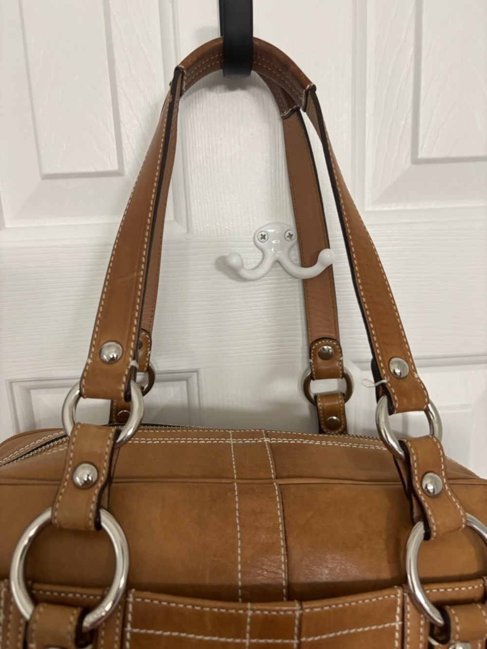 Coach Saddle Brown Leather Shoulder Bag with Silver Hardware - Picture 6 of 16
